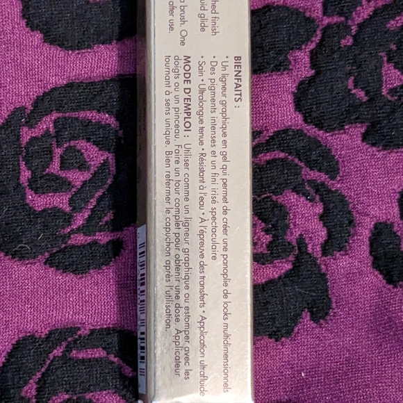 Red Eyeliner Stila ArtiStix Graphic Eyeliner In Shade Salsa - New In Box - Picture 11 of 14